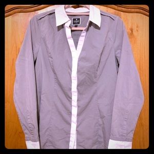 The Essential shirt by Express size M